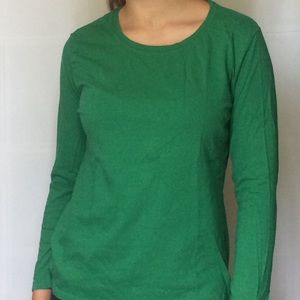 Comfy long sleeve dark green shirt